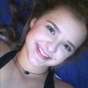 Meet your Posher, Cece